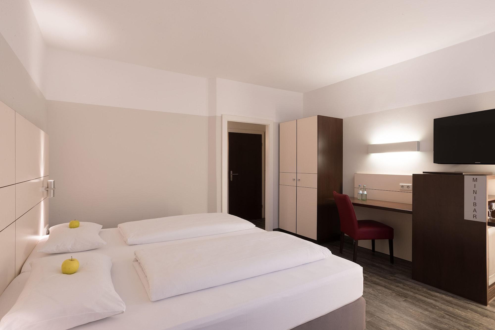Ferrotel Duisburg - Partner Of Sorat Hotels Exterior photo